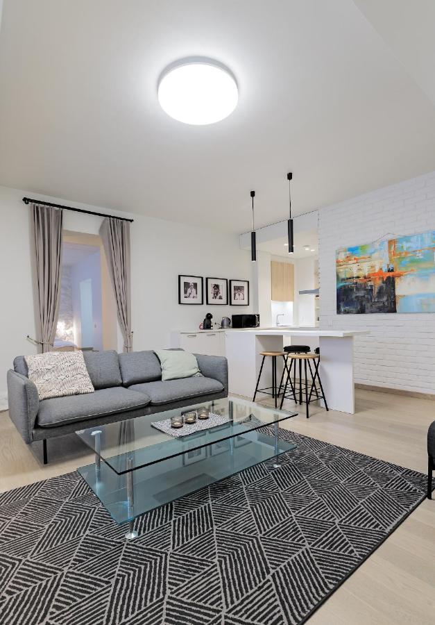 Buddha Luxury Apartment Kaunas City Centre Exteriör bild